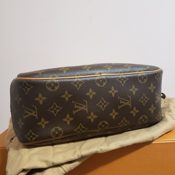 ❗SOLD❗ Authentic LV Trouville - Picture 7 of 15